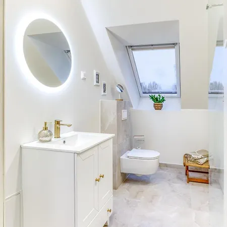 Tallinnhousing Pelgulinn Urban Elegance & Parking Apartman *